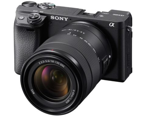 Sony Alpha a6400 zoom kit