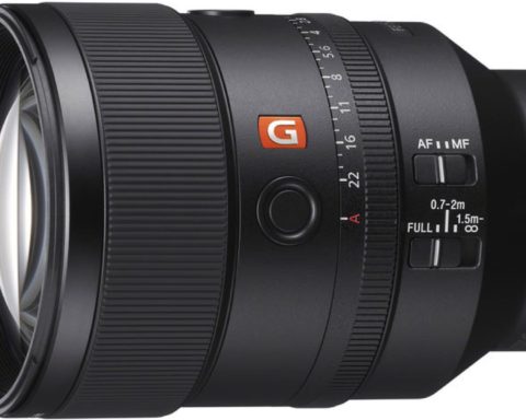 Sony FE 135mm f/1.8 GM