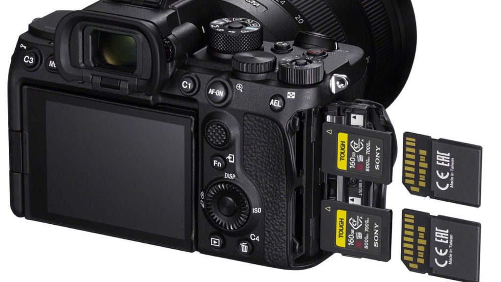 Sony Alpha a7S III media slots