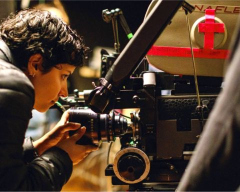 Watch: AFI Conservatory Fellows Create 35mm Magic With the Panaflex Platinum Camera