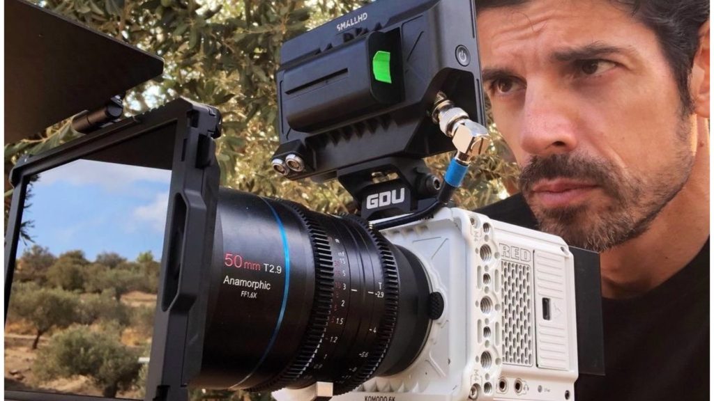 The SIRUI 50mm T2.9 1.6x FF anamorphic on the RED Komodo. Picture: Gregory Karydis