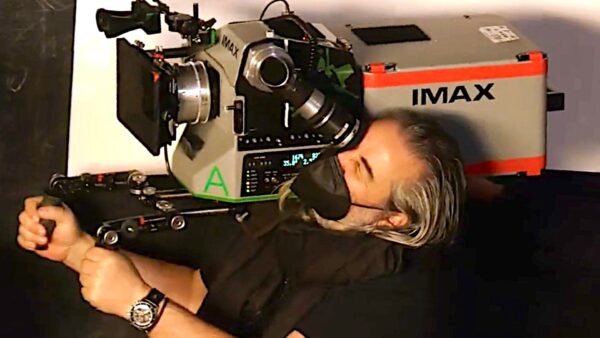 This Rare BTS Photo Confirms Hoyte van Hoytema Shooting Handheld IMAX ...