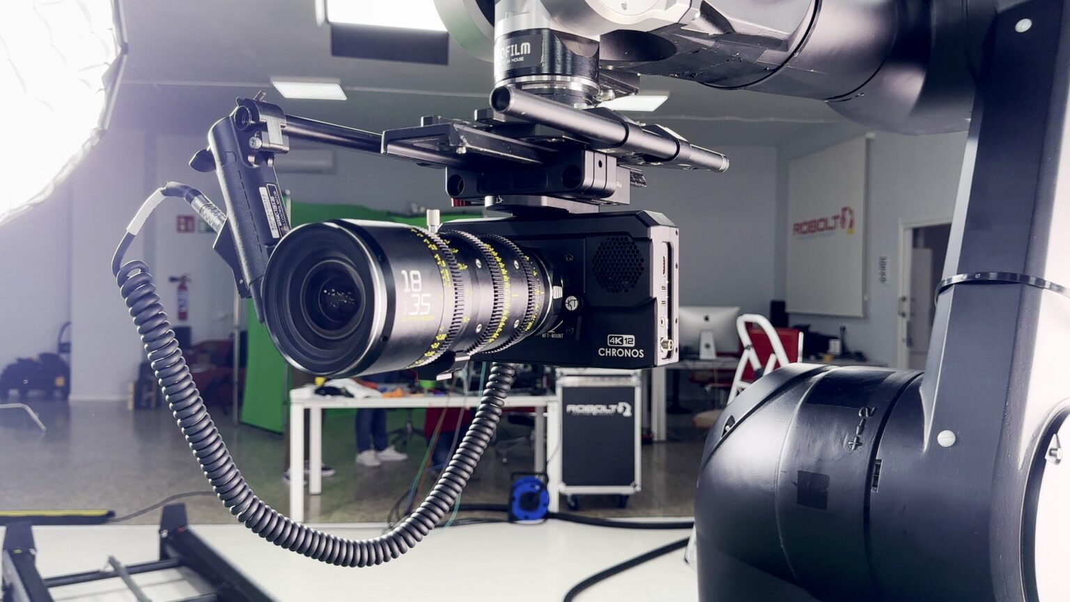 2K, 2,800FPS, For $20,000: Meet The New Chronos High Speed Cameras - Y ...