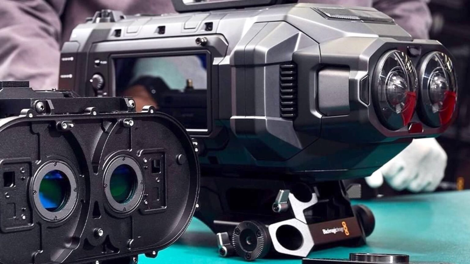 Blackmagic Announces the URSA Cine Immersive 8K 3D Camera - Y.M.Cinema ...