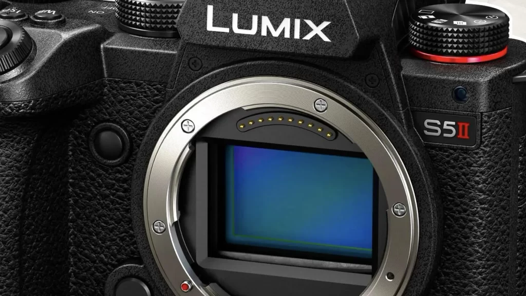 Panasonic Lumix S5 II Drops to Record Low Price: Is It the Best Time to Buy?