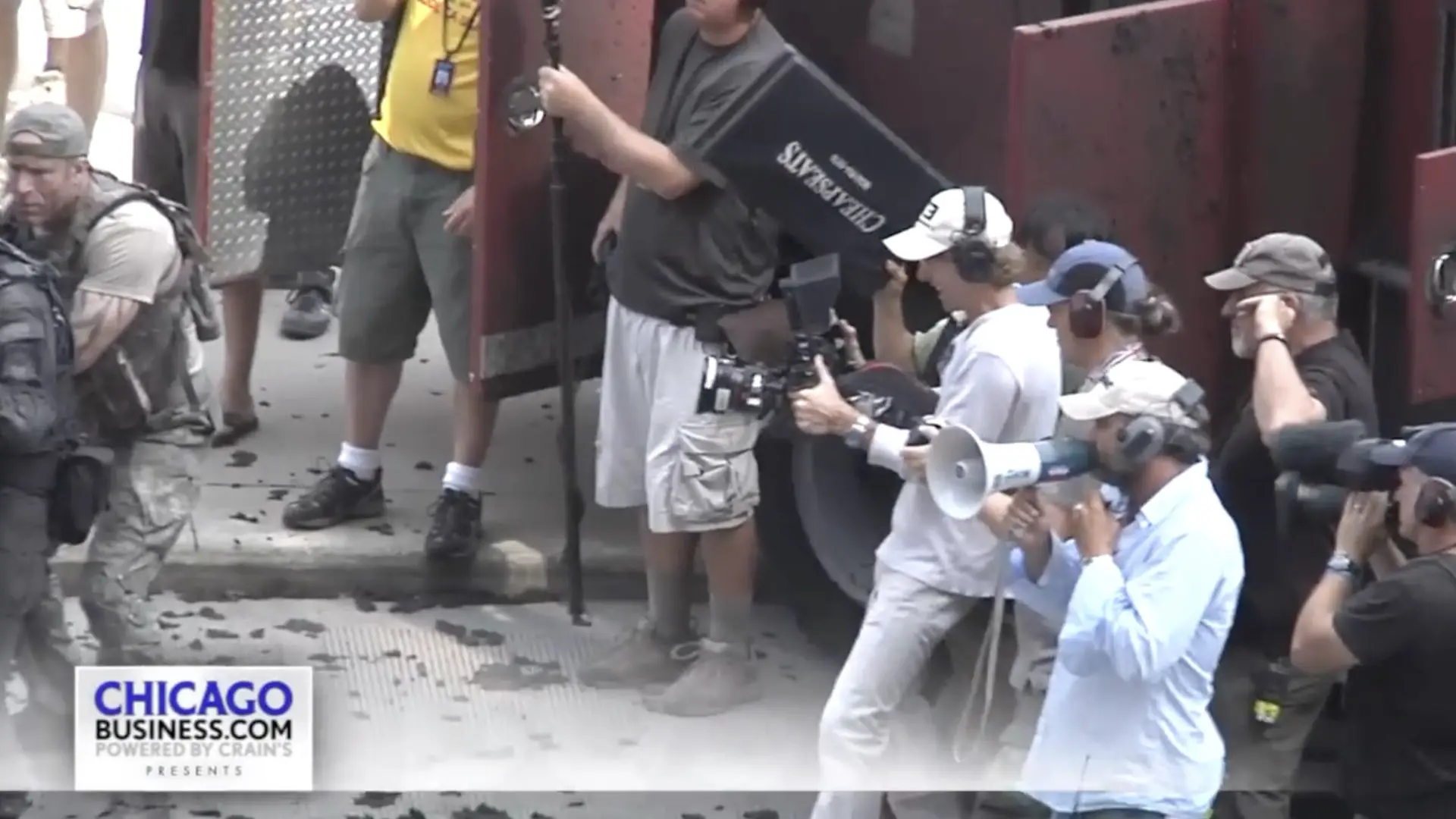 BTS of Transformers 3: Director Michael Bay shooting with his own ARRI 235